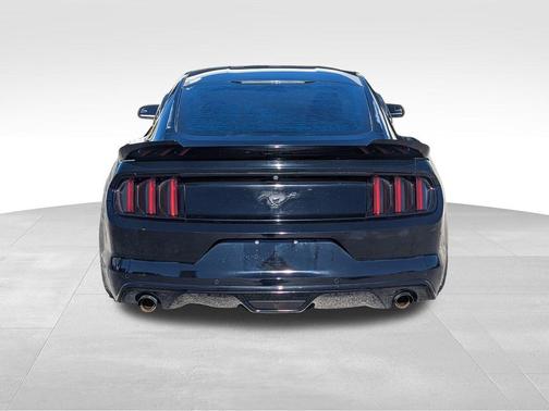 2016 Ford Mustang V6