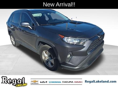 2020 Toyota RAV4 XLE