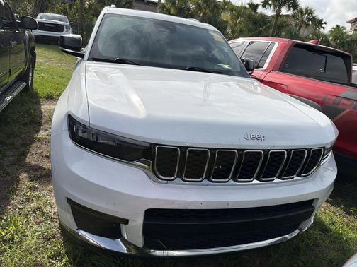 Bright White Clearcoat 2022 Jeep Grand Cherokee L Limited