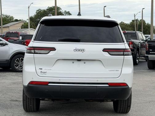 Bright White Clearcoat 2022 Jeep Grand Cherokee L Limited