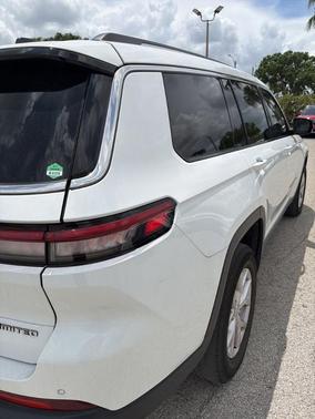 Bright White Clearcoat 2022 Jeep Grand Cherokee L Limited