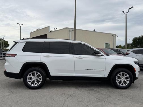 Bright White Clearcoat 2022 Jeep Grand Cherokee L Limited