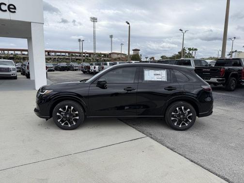 Crystal Black Pearl 2026 Honda HR-V EX-L