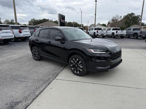 Crystal Black Pearl 2026 Honda HR-V EX-L