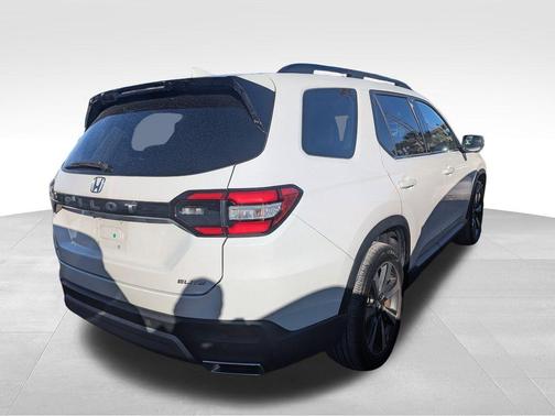 2024 Honda Pilot Elite