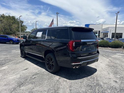 2025 GMC Yukon XL Denali