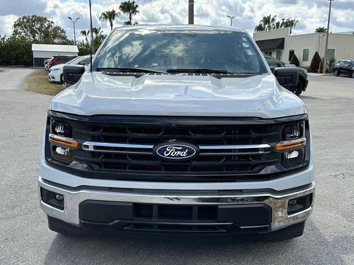 White Metallic 2025 Ford F-150 XLT