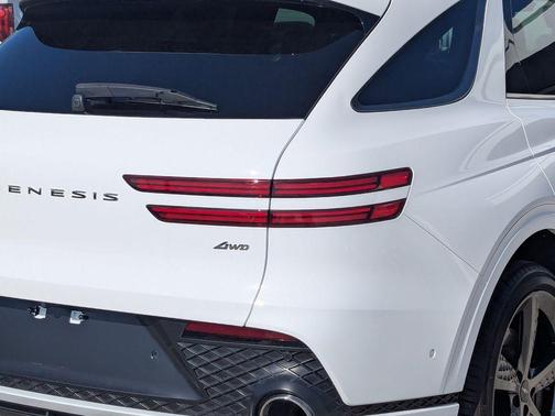 2023 Genesis GV70 2.5T