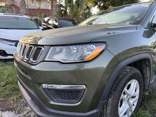 Olive Green Pearlcoat 2021 Jeep Compass Sport