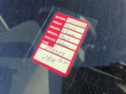 2023 Toyota RAV4 XLE