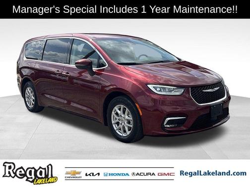 2023 Chrysler Pacifica Touring-L