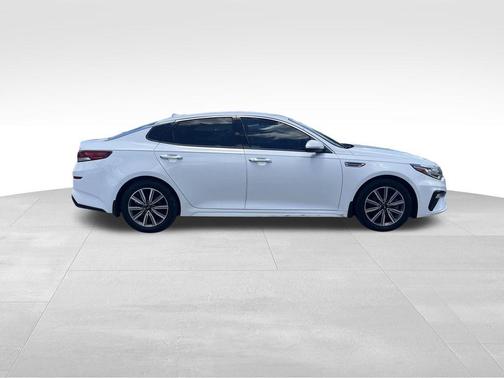 2019 Kia Optima EX