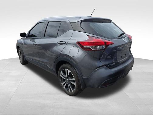 2019 Nissan Kicks SV