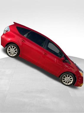 2013 Toyota Prius v Five