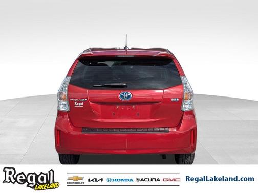 2013 Toyota Prius v Five