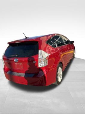 2013 Toyota Prius v Five