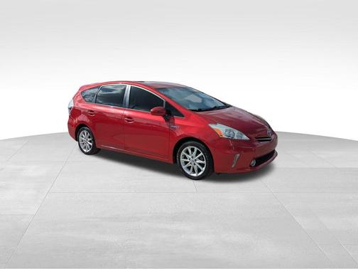 2013 Toyota Prius v Five
