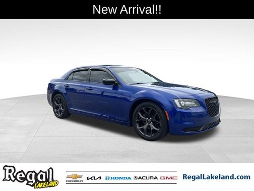 2020 Chrysler 300 Touring