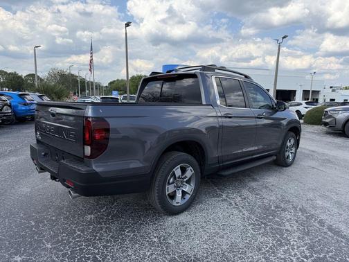 Modern Steel Metallic 2026 Honda Ridgeline RTL