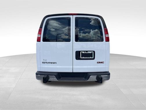 2022 GMC Savana 2500 Work Van