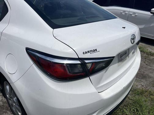 2017 Toyota Yaris iA Base