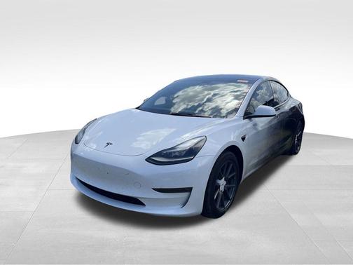 2023 Tesla Model 3 Long Range