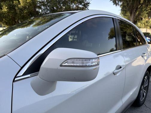 White 2017 Acura RDX Advance Package
