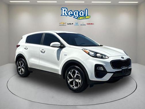 Clear White 2020 Kia Sportage LX