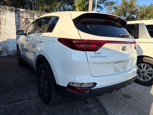 Clear White 2020 Kia Sportage LX