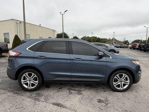 Blue 2018 Ford Edge Titanium