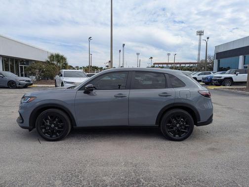 Urban Gray Pearl 2024 Honda HR-V Sport