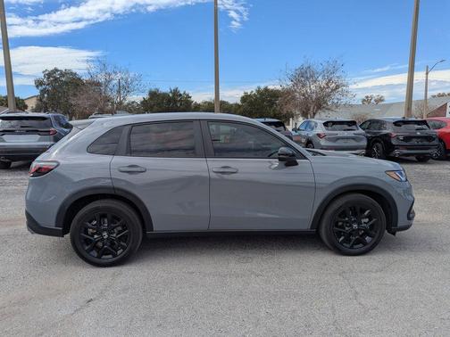 Urban Gray Pearl 2024 Honda HR-V Sport