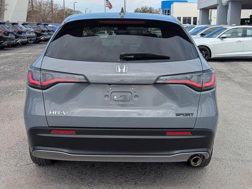 Urban Gray Pearl 2024 Honda HR-V Sport