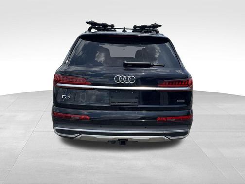 2020 Audi Q7 55 Premium Plus