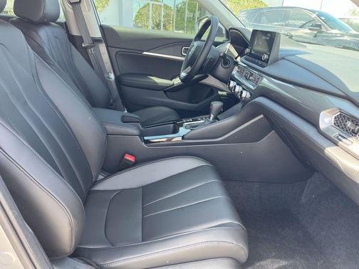 2025 Acura Integra Base
