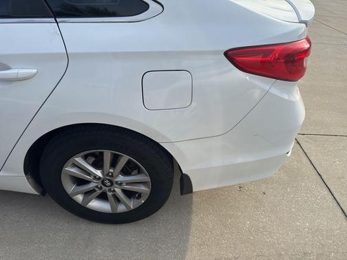 2016 Hyundai SONATA SE