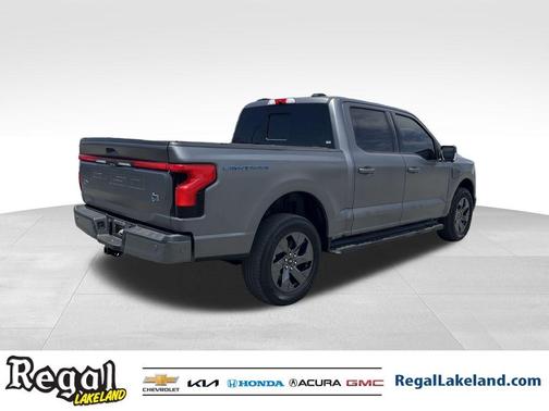 2022 Ford F-150 Lightning LARIAT