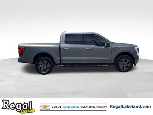 2022 Ford F-150 Lightning LARIAT