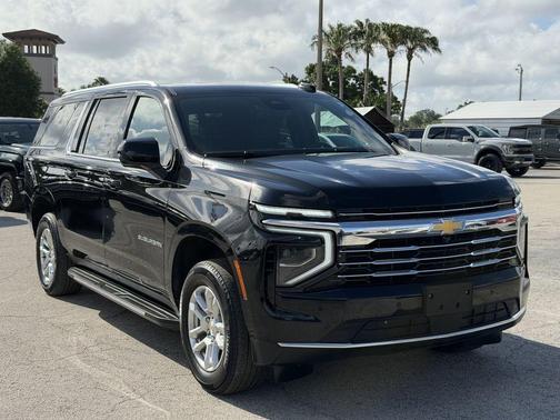 Black 2025 Chevrolet Suburban LT