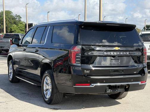 Black 2025 Chevrolet Suburban LT