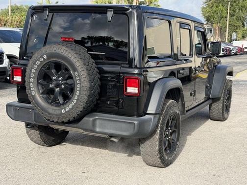 Black Clearcoat 2021 Jeep Wrangler Unlimited Sport