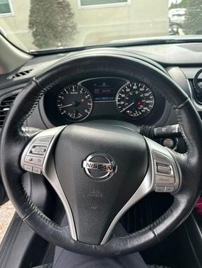 Gun Metallic 2018 Nissan Altima 2.5 SV