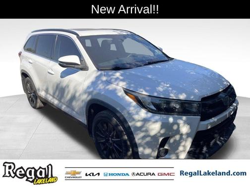 2019 Toyota Highlander 