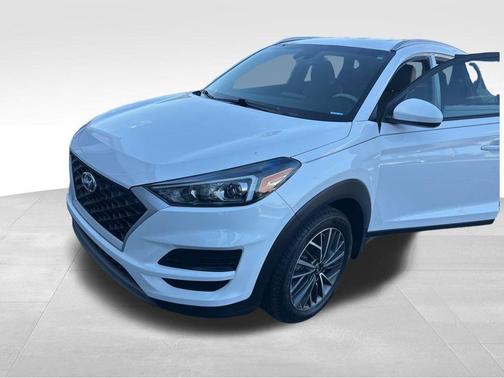 2021 Hyundai TUCSON SEL