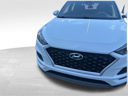 2021 Hyundai TUCSON SEL
