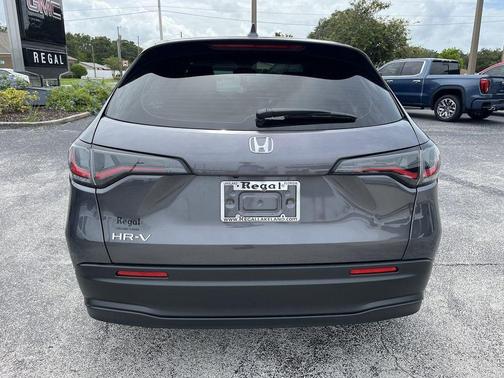 2025 Honda HR-V LX