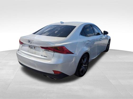 2018 Lexus IS 300 Base