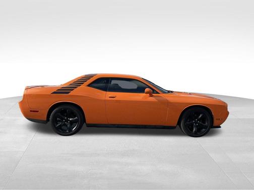 2014 Dodge Challenger SXT