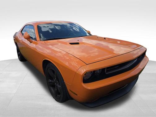 2014 Dodge Challenger SXT
