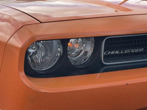 2014 Dodge Challenger SXT